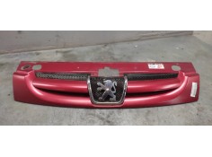 Recambio de rejilla delantera central para peugeot partner (s2) combi plus referencia OEM IAM   