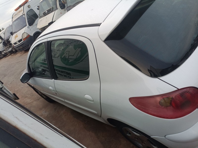 peugeot 206 berlina del año 2007