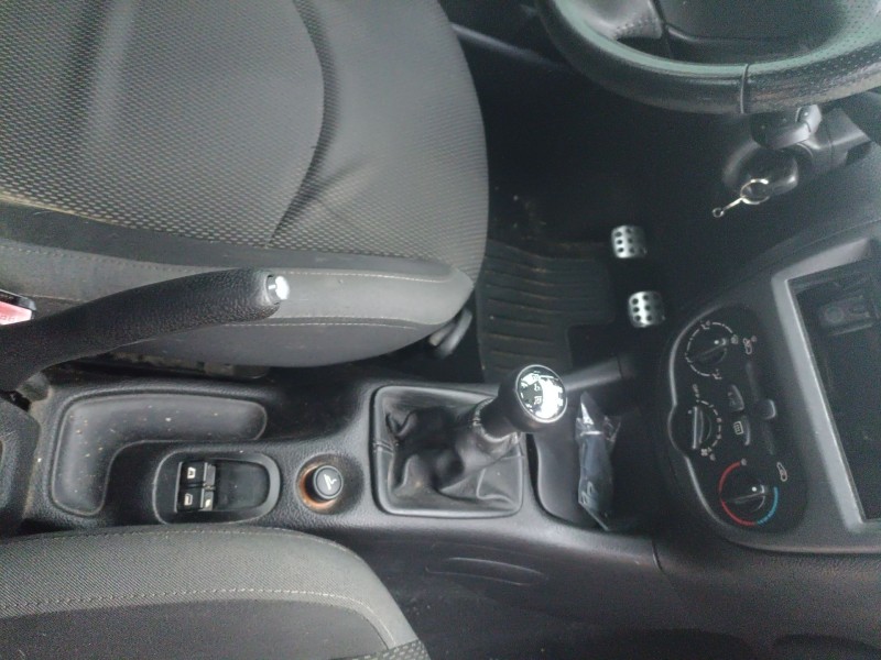 peugeot 206 berlina del año 2007