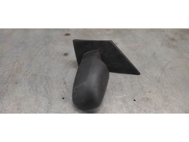 Recambio de retrovisor izquierdo para ford fiesta (cbk) 1.3 cat referencia OEM IAM 2s6117683bp  
