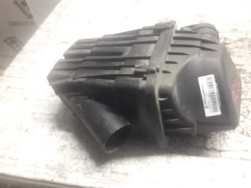 Recambio de filtro aire para peugeot partner (s2) combiespace referencia OEM IAM 9643853880 9647154580 9643853980