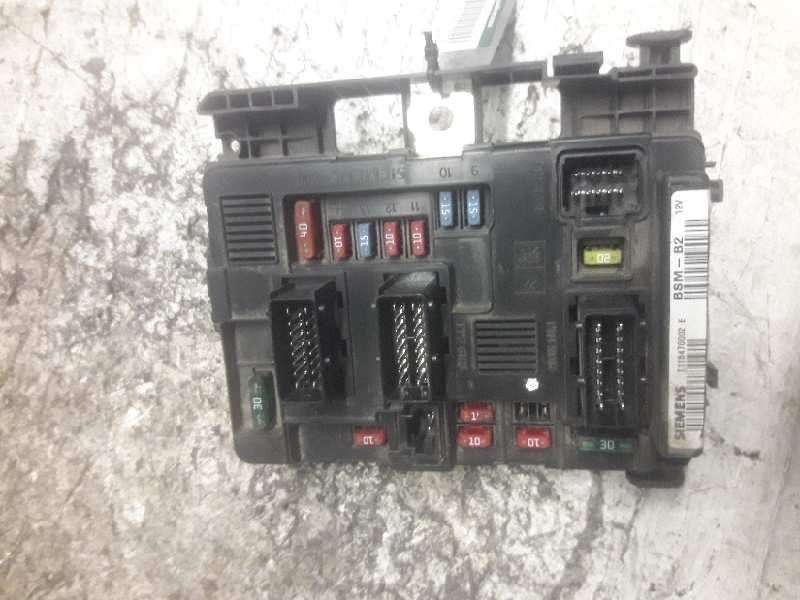 Recambio de caja reles / fusibles para peugeot partner (s2) combiespace referencia OEM IAM 9643498980 T118470002E BSM