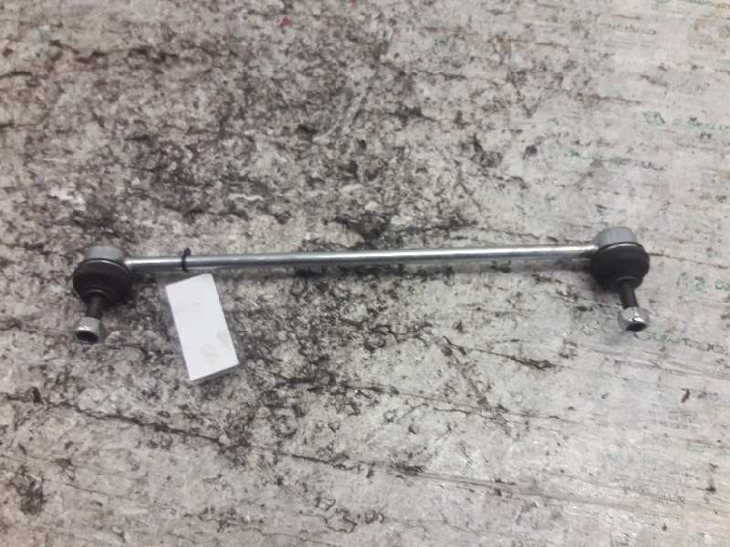 Recambio de bieleta barra estabilizadora delantera para peugeot 206 berlina xr referencia OEM IAM   