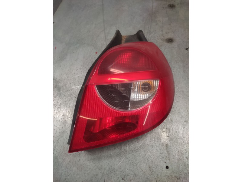 Recambio de piloto trasero derecho para renault clio iii authentique referencia OEM IAM   