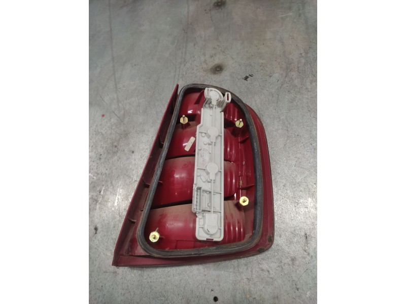 Recambio de piloto trasero izquierdo para skoda fabia (6y2/6y3) comfort referencia OEM IAM   