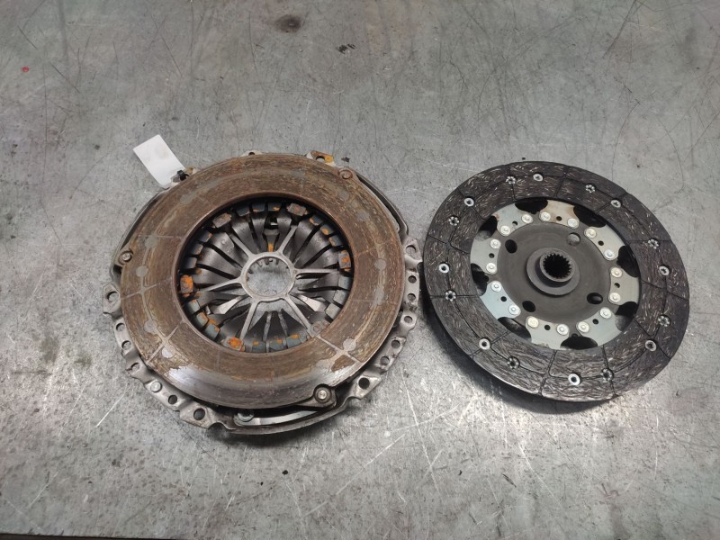 Recambio de kit embrague para peugeot expert tepee l1h1 premium referencia OEM IAM   