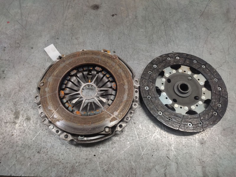 Recambio de kit embrague para peugeot expert tepee l1h1 premium referencia OEM IAM   