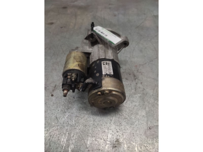 Recambio de mangueta delantera izquierda para peugeot 307 (s1) xs referencia OEM IAM M000T86081  13 DIENTES