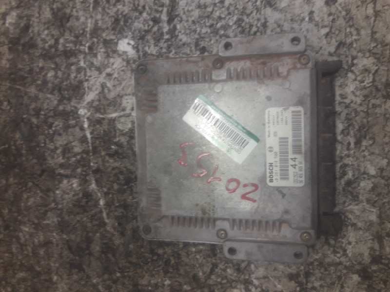 Recambio de centralita motor uce para peugeot 206 berlina xs referencia OEM IAM 9641606980 0281010500 28FM0259