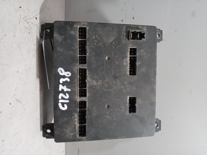 Recambio de bsm caja fusibles para nissan trucks atleon 140 referencia OEM IAM 243109X406  