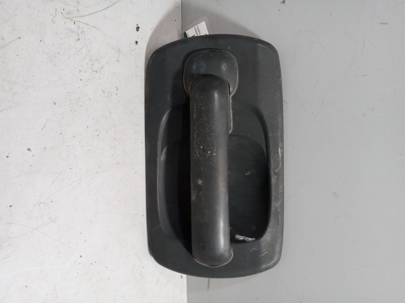 Recambio de maneta exterior delantera derecha para nissan trucks atleon 140 referencia OEM IAM 806079X000  