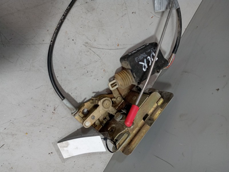 Recambio de cerradura puerta delantera derecha para renault magnum ab 2005 12.8 diesel referencia OEM IAM 7482280160  