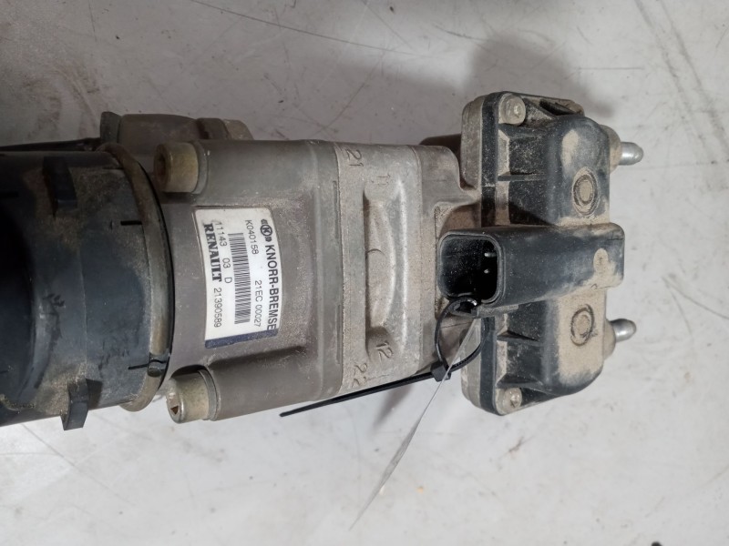 Recambio de valvula aire para renault magnum ab 2005 12.8 diesel referencia OEM IAM 485110837  