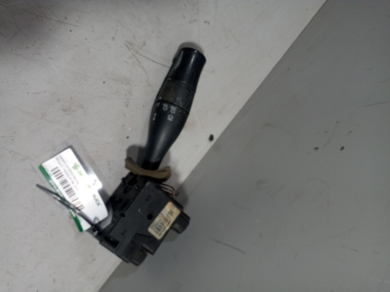 Recambio de mando intermitentes para renault magnum ab 2005 12.8 diesel referencia OEM IAM 5010589561  