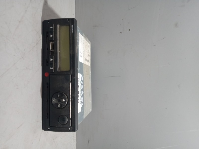 Recambio de tacografo para renault magnum ab 2005 12.8 diesel referencia OEM IAM 7421386680  