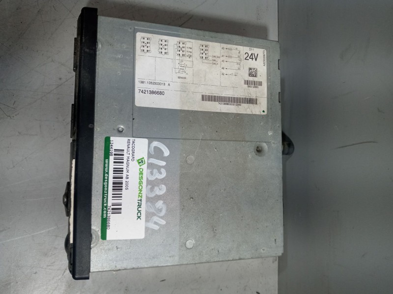 Recambio de tacografo para renault magnum ab 2005 12.8 diesel referencia OEM IAM 7421386680  