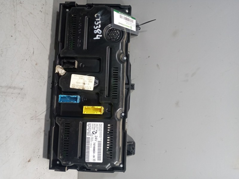 Recambio de cuadro instrumentos para renault magnum ab 2005 12.8 diesel referencia OEM IAM 7421050634  