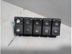 Recambio de botonera multifuncion para renault magnum ab 2005 12.8 diesel referencia OEM IAM 5010232158  