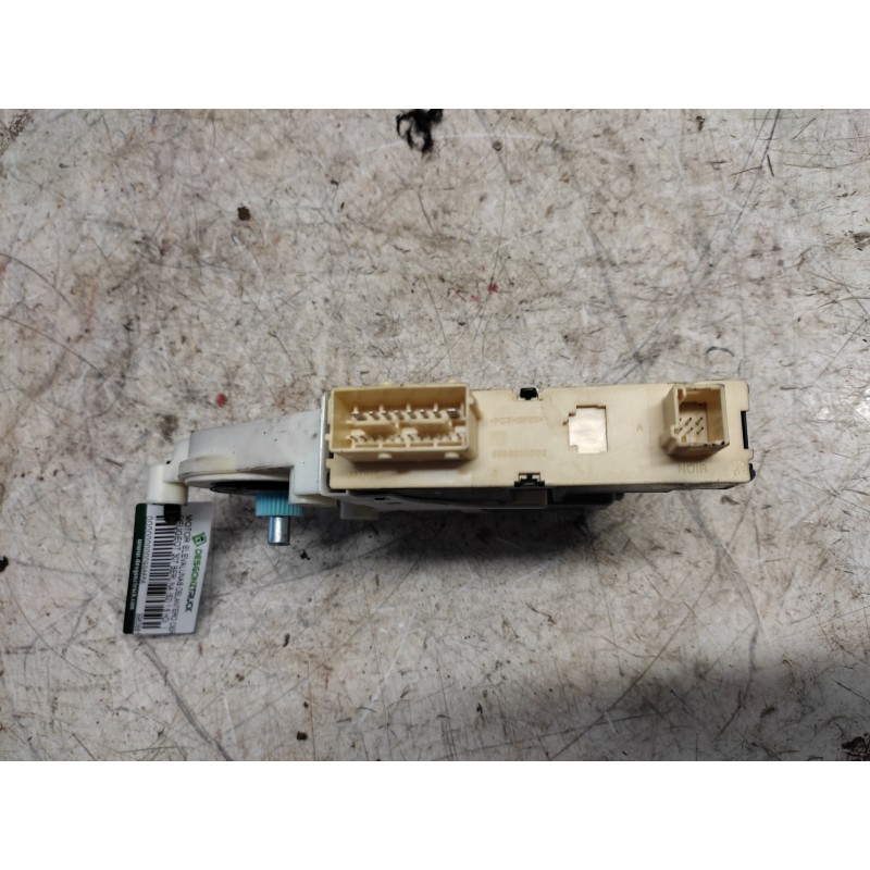 Recambio de motor elevalunas delantero derecho para peugeot 307 berlina (s2) 1.6 hdi referencia OEM IAM 996388102  