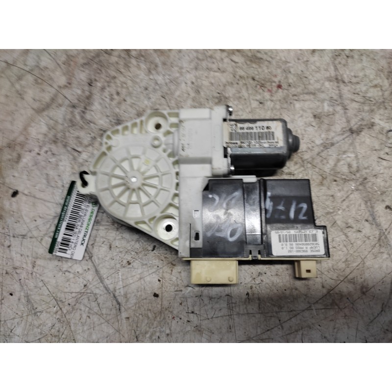 Recambio de motor elevalunas delantero derecho para peugeot 307 berlina (s2) 1.6 hdi referencia OEM IAM 996388102  