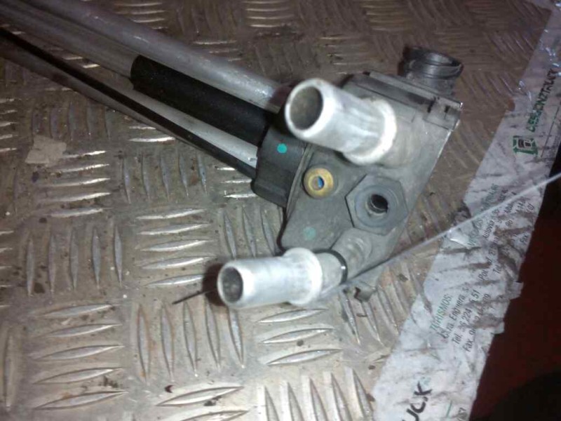 Recambio de aforador para renault serie t fg 4x2 cabina high-sleeper referencia OEM IAM 21714563  