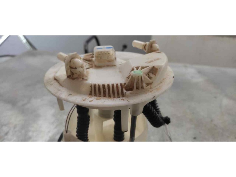 Recambio de aforador para renault kangoo profesional referencia OEM IAM   4 PINS