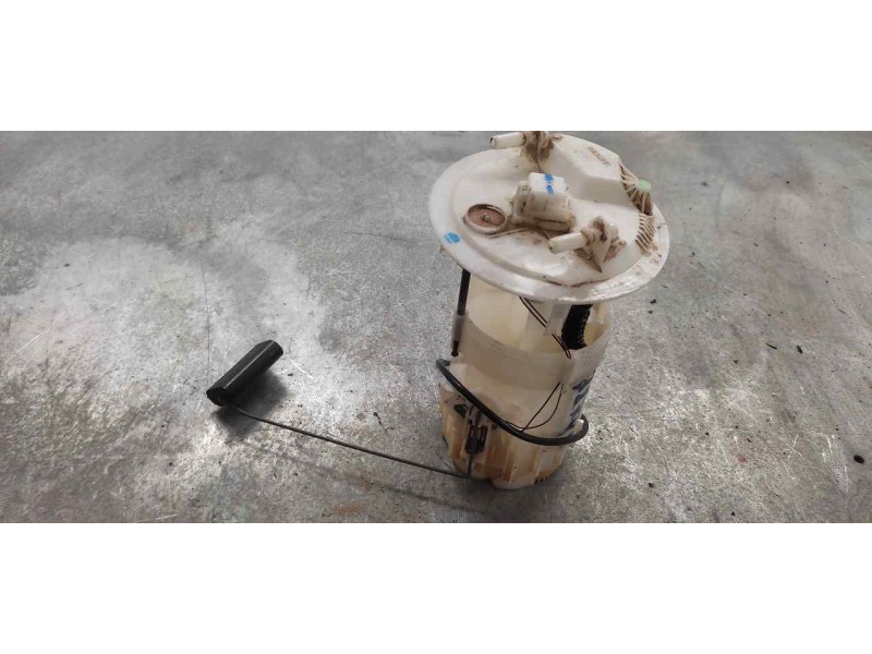 Recambio de aforador para renault kangoo profesional referencia OEM IAM   4 PINS