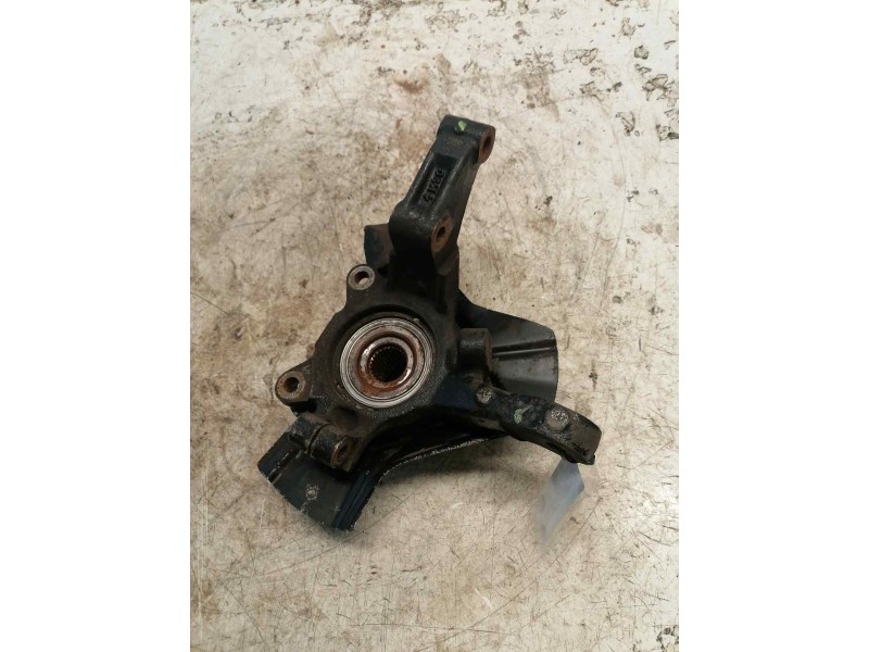 Recambio de mangueta delantera derecha para peugeot expert kasten komfort confort acristalato referencia OEM IAM   