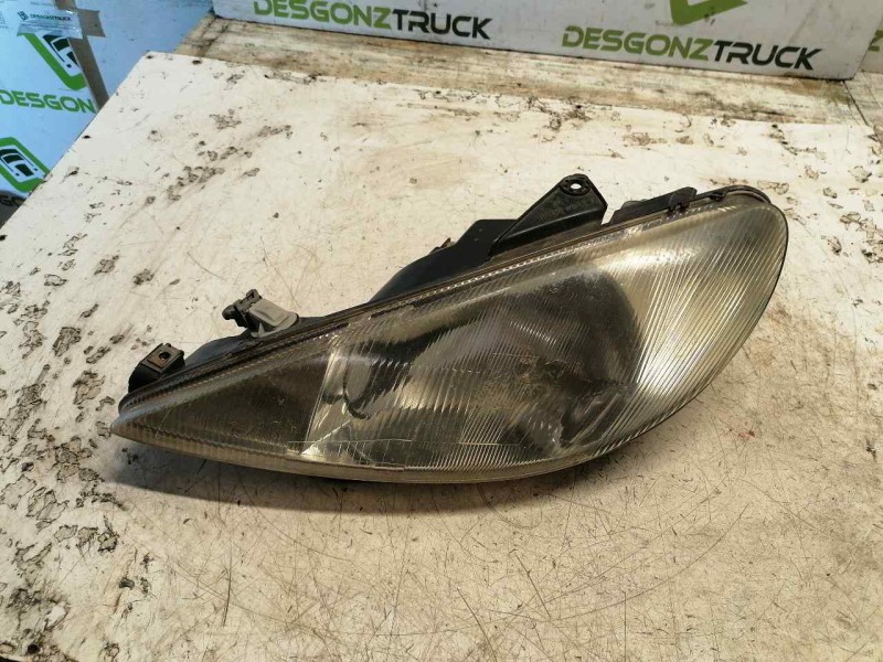 Recambio de faro izquierdo para peugeot 206 berlina xs referencia OEM IAM   