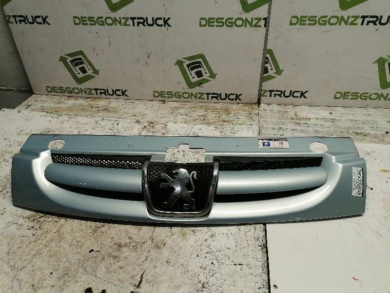 Recambio de rejilla delantera para peugeot partner (s2) referencia OEM IAM   