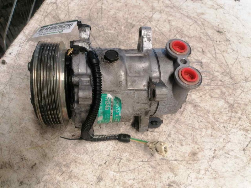 Recambio de compresor aire acondicionado para peugeot 206 berlina xr referencia OEM IAM 05383311062  