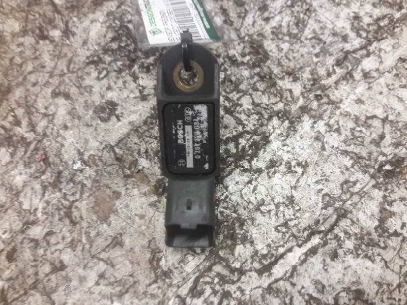 Recambio de sensor presion para peugeot 206 berlina xs referencia OEM IAM 0261230034 3 PINS BOSCH