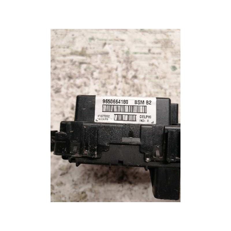 Recambio de caja reles / fusibles para peugeot 307 break / sw (s1) sw clim referencia OEM IAM 9650664180 41677262 BSM