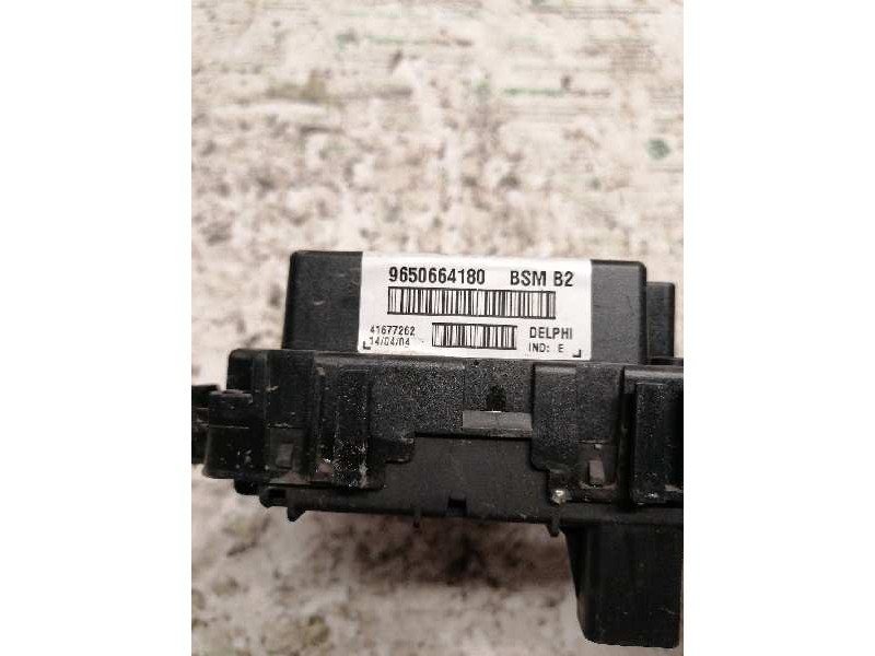 Recambio de caja reles / fusibles para peugeot 307 break / sw (s1) sw clim referencia OEM IAM 9650664180 41677262 BSM