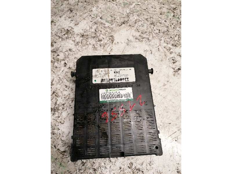 Recambio de caja reles / fusibles para peugeot 307 (s1) xr clim referencia OEM IAM 9651197780 9651197080 BSI