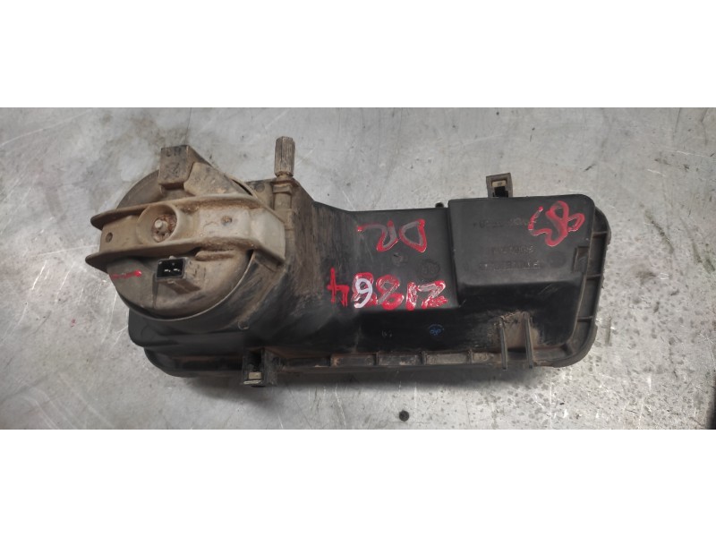 Recambio de faro antiniebla derecho para peugeot 806 universal studios port aventura referencia OEM IAM   2 PINS