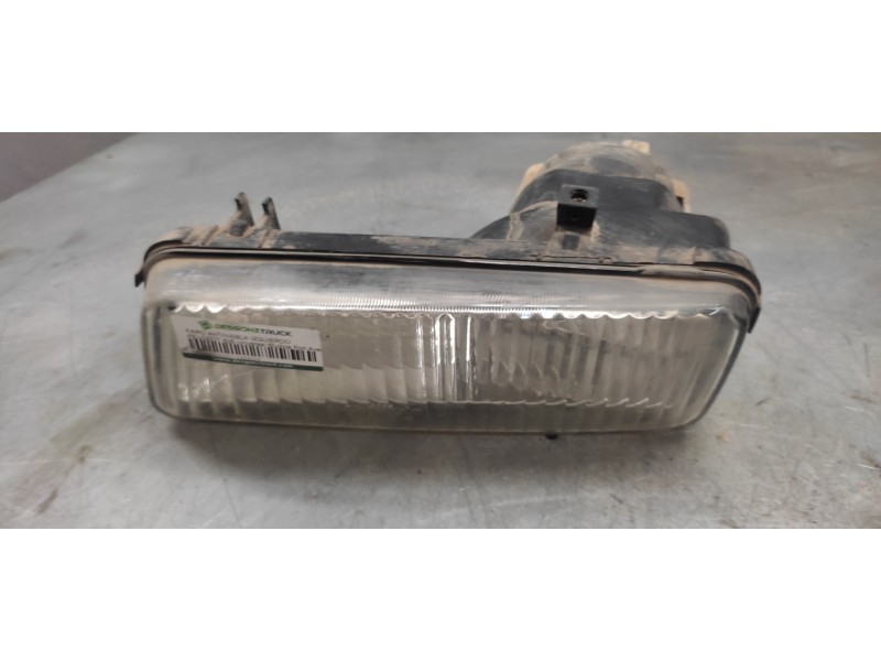 Recambio de faro antiniebla izquierdo para peugeot 806 universal studios port aventura referencia OEM IAM   2 PINS
