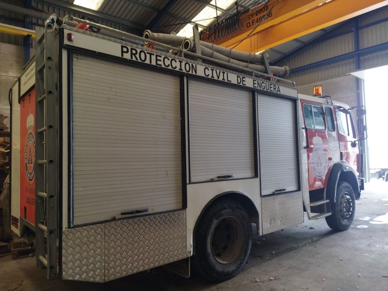 mercedes-benz mk / sk om 421 del año 1982