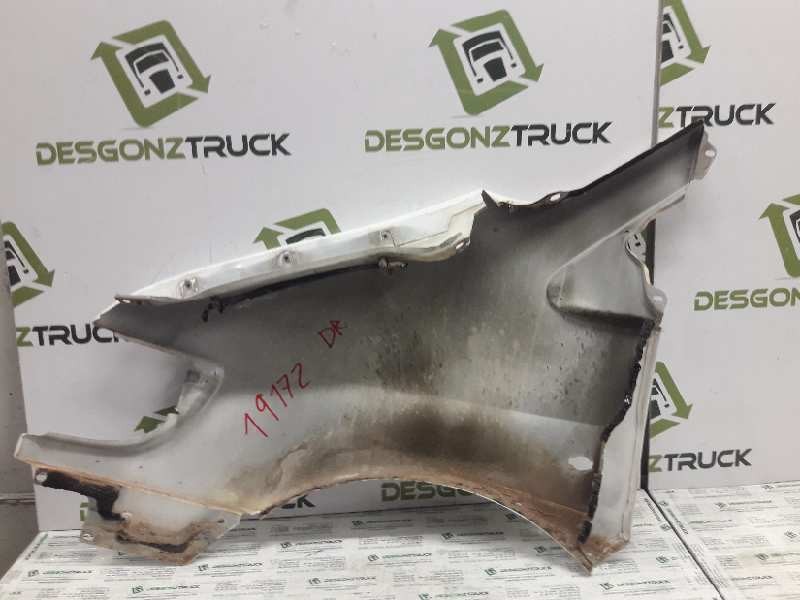 Recambio de aleta delantera derecha para mercedes-benz vito (w638) combi 108 d  (638.164) referencia OEM IAM   