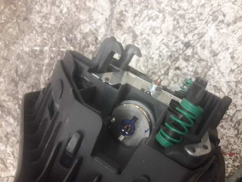 Recambio de airbag delantero izquierdo para peugeot 207 confort referencia OEM IAM 96500674ZD 5AMB1A0260942 