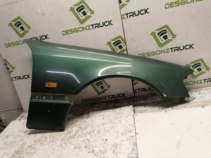 Recambio de aleta delantera derecha para mercedes-benz clase c (w202) berlina referencia OEM IAM   