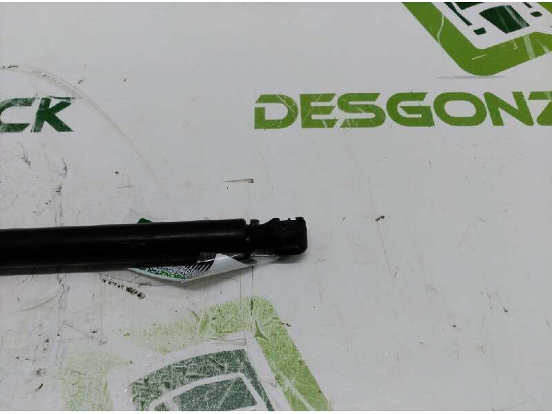 Recambio de amortiguadores capo para peugeot 106 (s2) kid d referencia OEM IAM 9627277580  