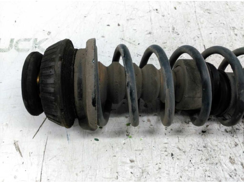 Recambio de amortiguador trasero izquierdo para ford fiesta berlina básico referencia OEM IAM   