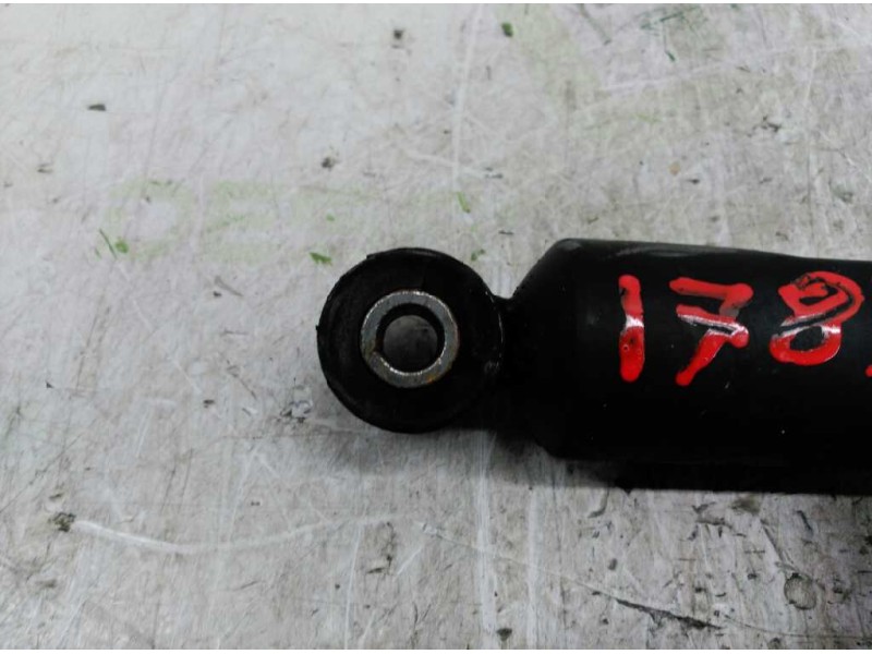 Recambio de amortiguador trasero derecho para peugeot 205 berlina xad / xad multi referencia OEM IAM   
