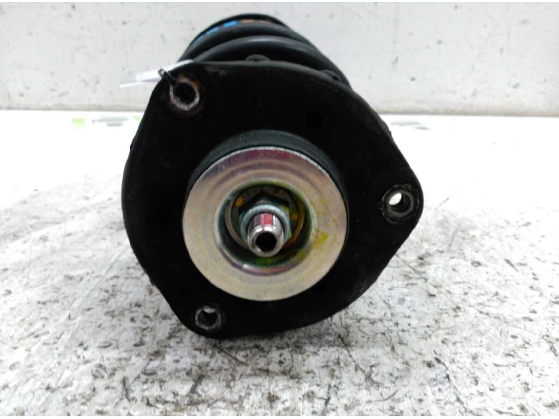 Recambio de amortiguador delantero izquierdo para volkswagen polo berlina (6n2) trendline referencia OEM IAM   