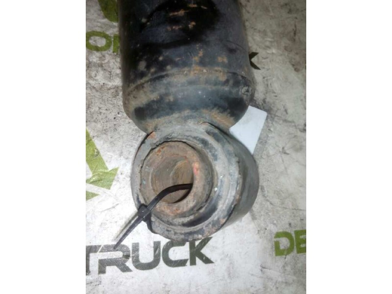 Recambio de amortiguador trasero para samro semirremolque tauliner referencia OEM IAM 890457 SABO 