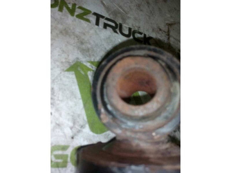 Recambio de amortiguador trasero para samro semirremolque tauliner referencia OEM IAM 890457 SABO 