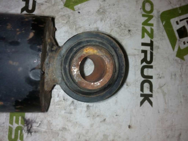 Recambio de amortiguador trasero para samro semirremolque tauliner referencia OEM IAM 890457 SABO 