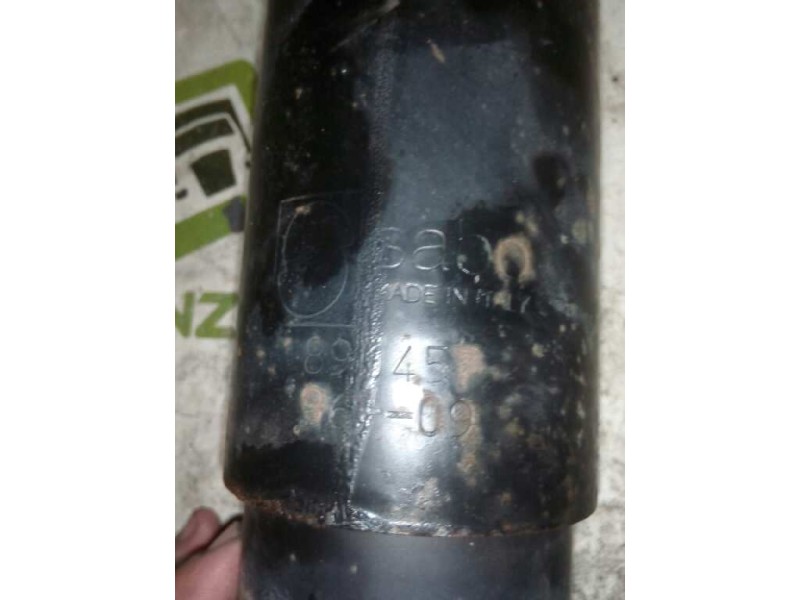 Recambio de amortiguador trasero para samro semirremolque tauliner referencia OEM IAM 890457 SABO 