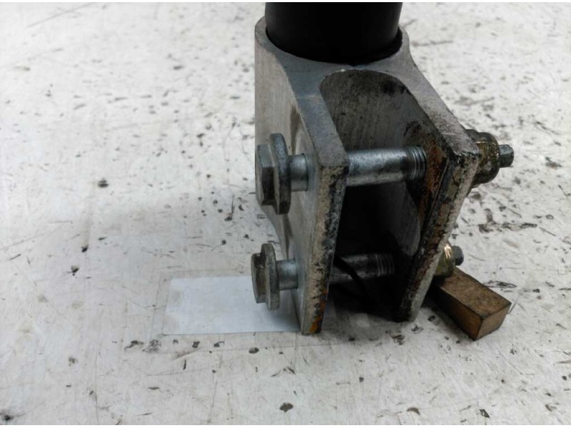 Recambio de amortiguador delantero izquierdo para peugeot 307 berlina (s2) xt referencia OEM IAM   